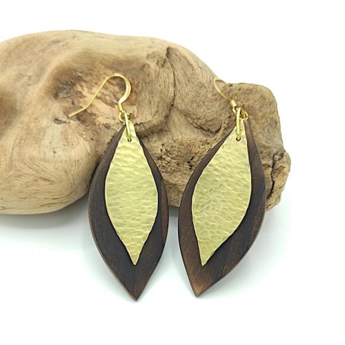 Boucles d'oreilles feuilles bois brûlé et laiton